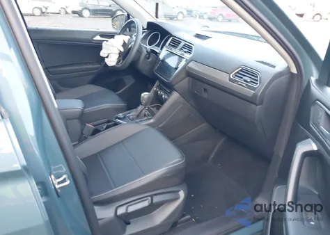 2021 Volkswagen Tiguan 2.0T Se/2.0T Se R-Line Black/2.0T Sel из США, поврежденный, VIN 3VV2B7AX3MM087713